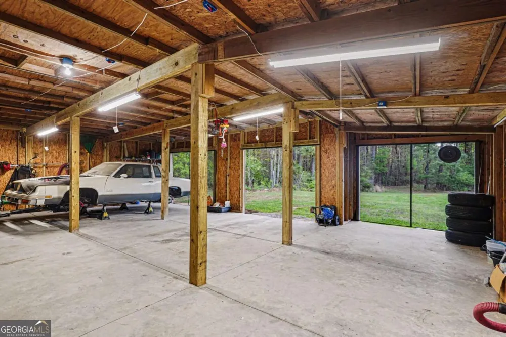 2955 Peeksville RD Locust Grove, GA 30248