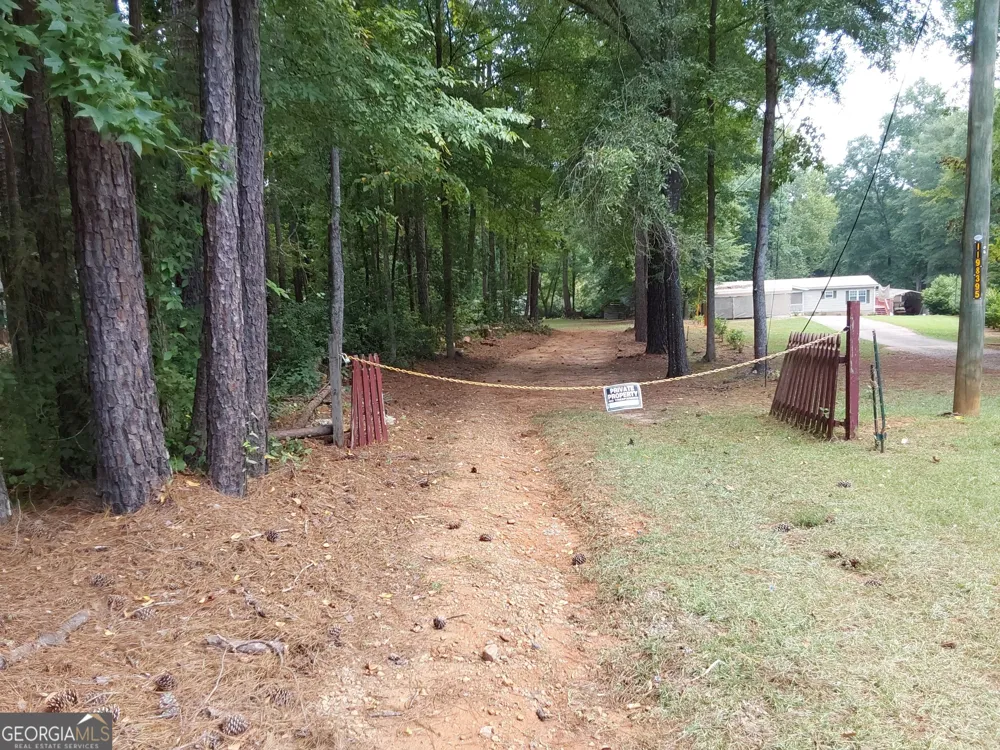 105 Flatrock CT Eatonton, GA 31024