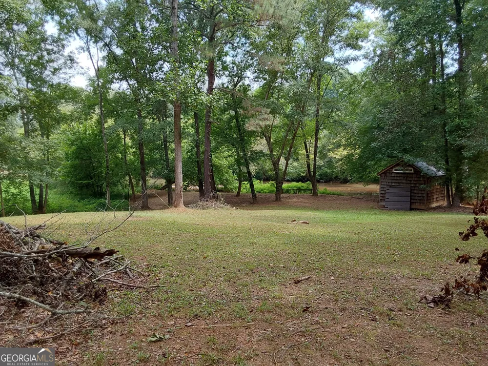 105 Flatrock CT Eatonton, GA 31024