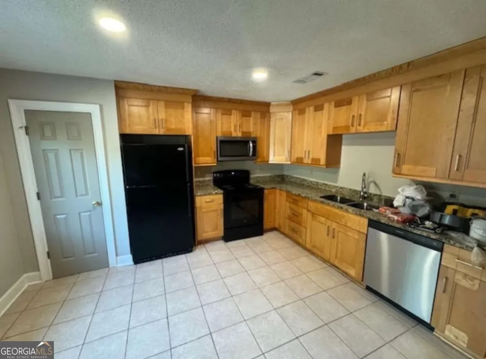 37 McIntosh PKWY Newnan, GA 30263