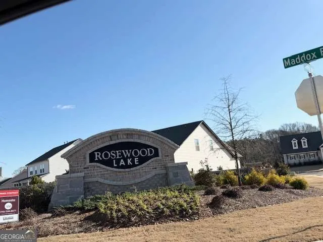 630 Winding Rose DR Hoschton, GA 30548