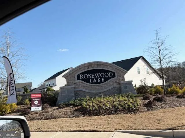 630 Winding Rose DR Hoschton, GA 30548