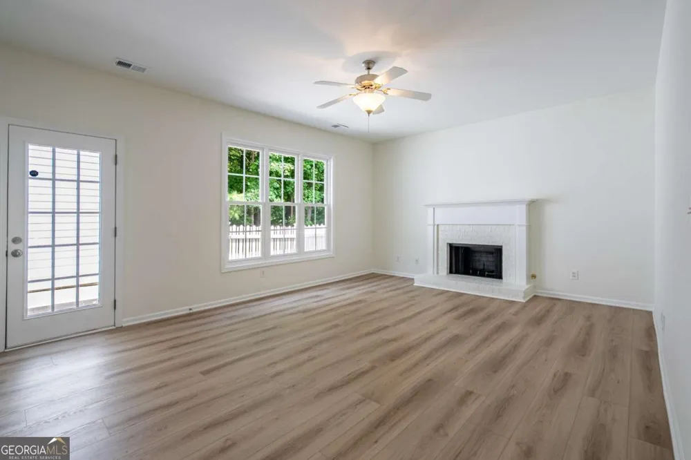 4606 Liberty Square DR Acworth, GA 30101