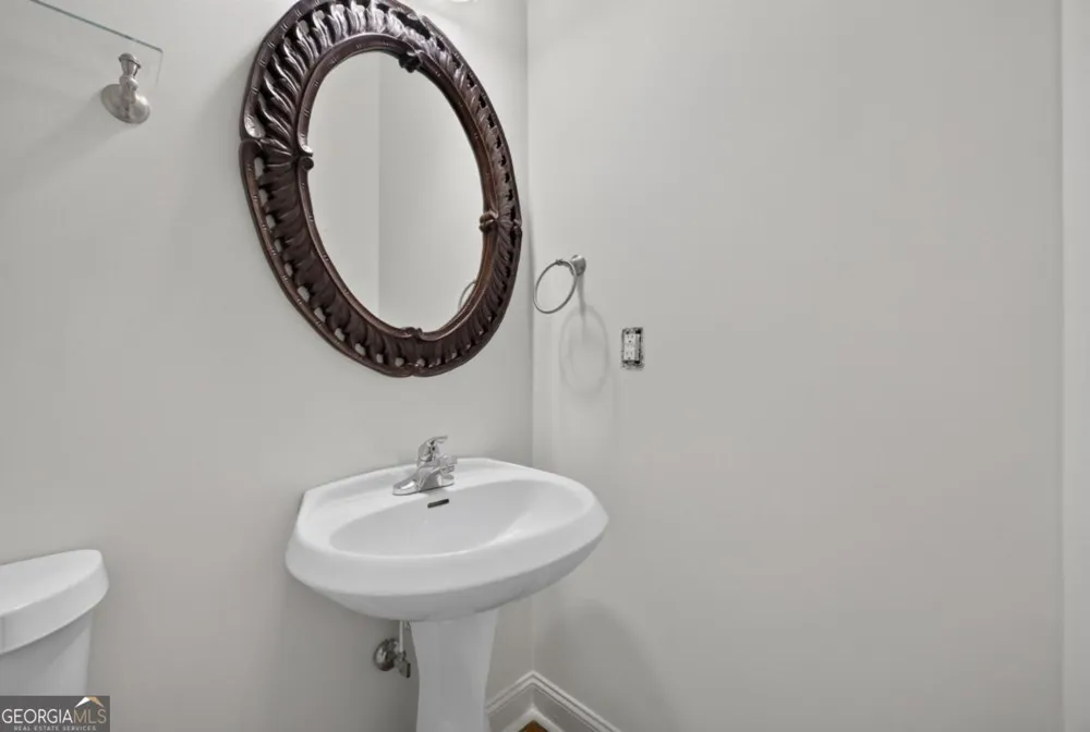 6280 Cove Creek DR Flowery Branch, GA 30542