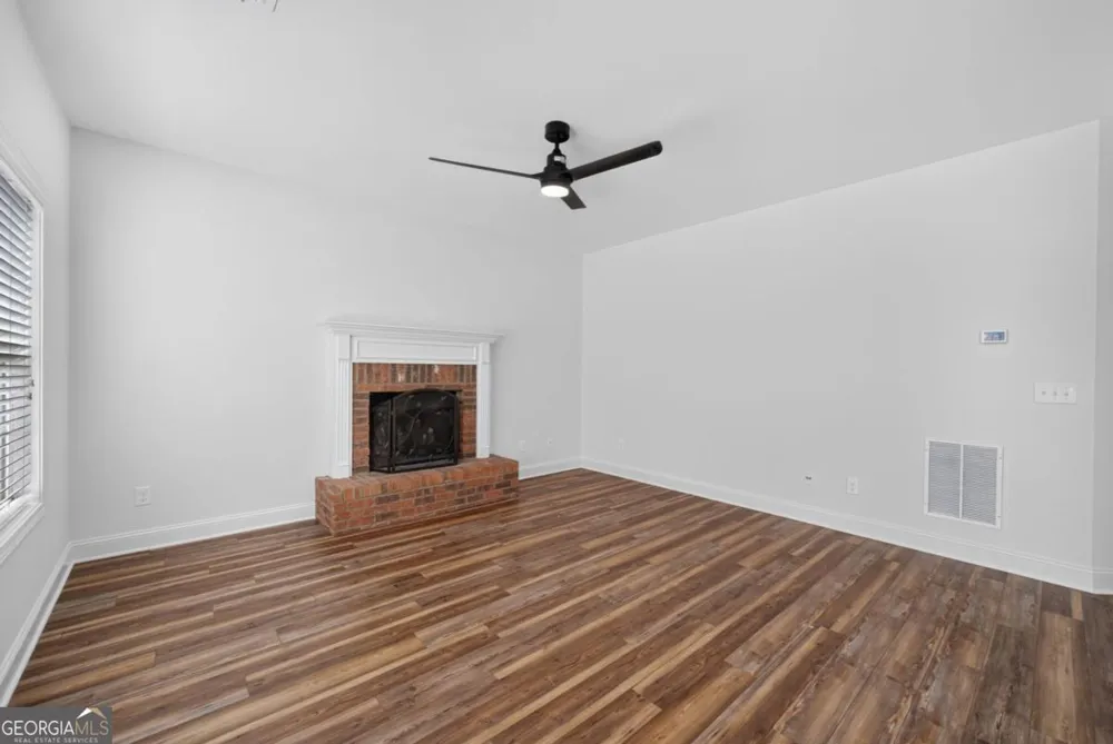 6280 Cove Creek DR Flowery Branch, GA 30542
