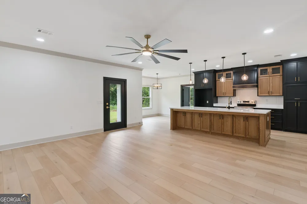 584 Freedom TRL Brunswick, GA 31525