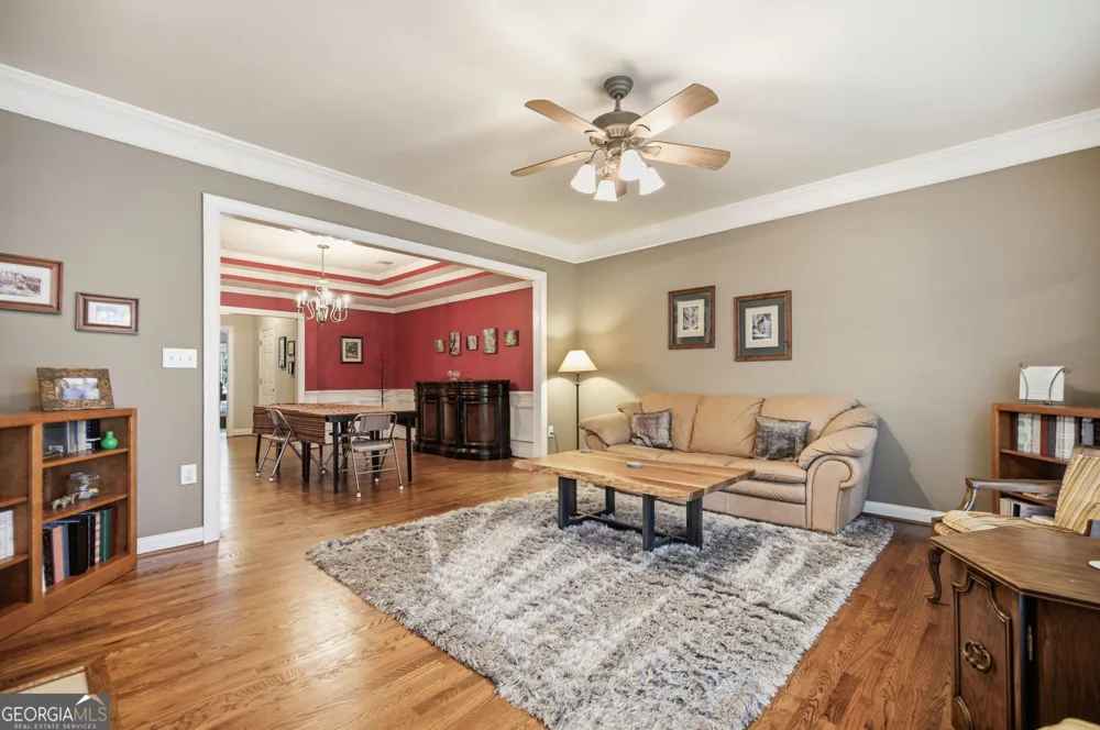1515 Liberty LN Roswell, GA 30075