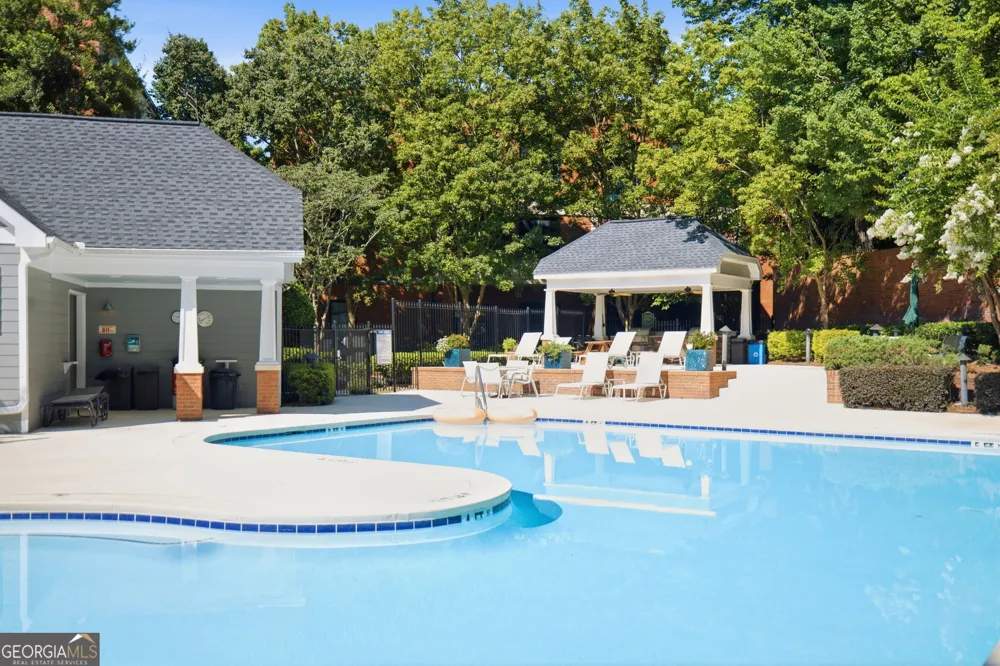 1515 Liberty LN Roswell, GA 30075