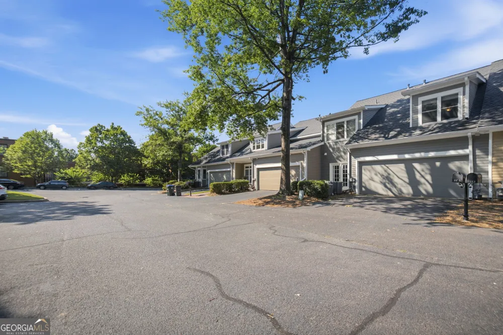 1515 Liberty LN Roswell, GA 30075
