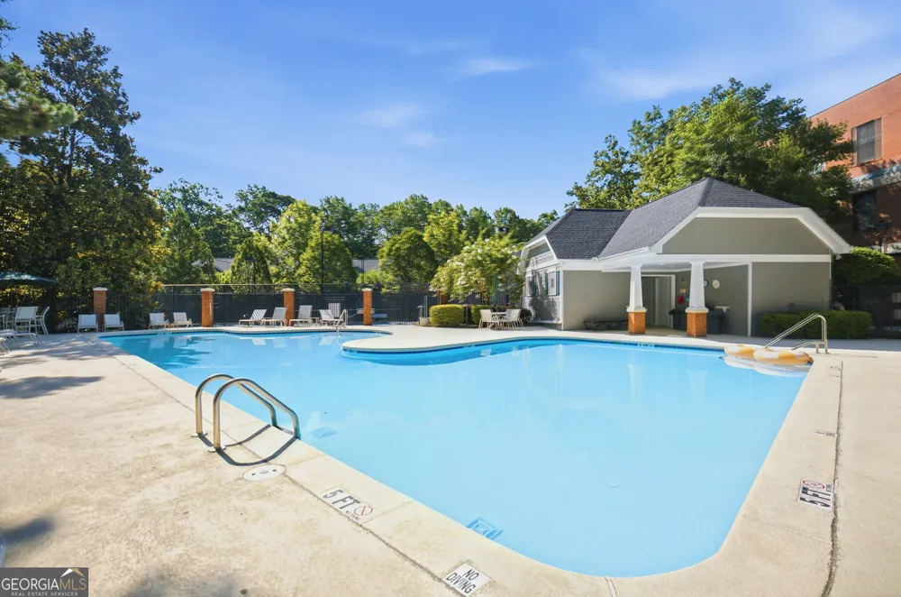 1515 Liberty LN Roswell, GA 30075