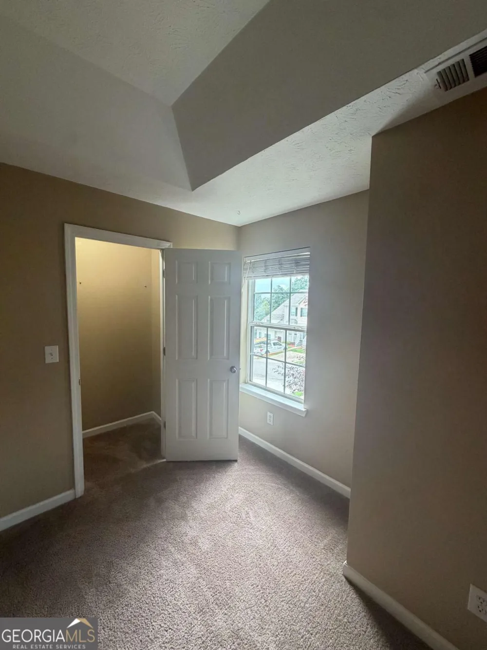 92 Timber Ridge DR Cartersville, GA 30121