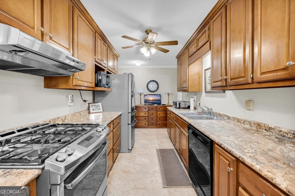 506 Ridgecrest DR Elberton, GA 30635