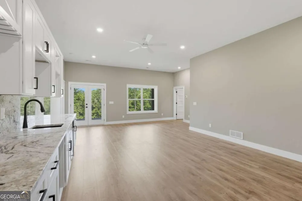 2956 Blalock Mountain RD Talking Rock, GA 30175