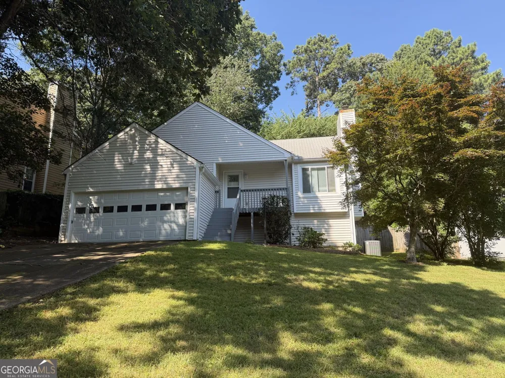 1819 Crescent Hill DR NW Acworth, GA 30102