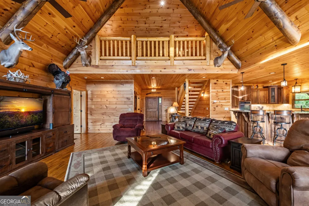 460 Wikle DR Ellijay, GA 30540