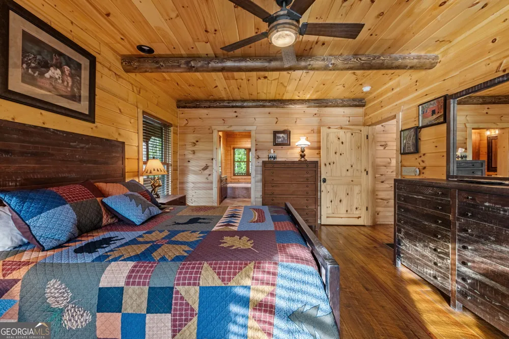 460 Wikle DR Ellijay, GA 30540