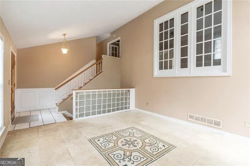 131 Arrowood LN Alpharetta, GA 30009