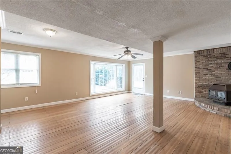131 Arrowood LN Alpharetta, GA 30009