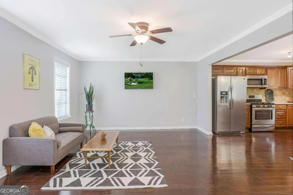 3211 Flamingo DR East Point, GA 30344