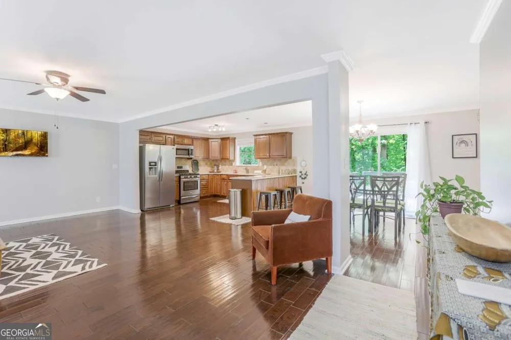 3211 Flamingo DR East Point, GA 30344