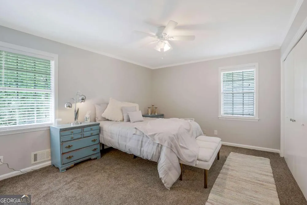 3211 Flamingo DR East Point, GA 30344