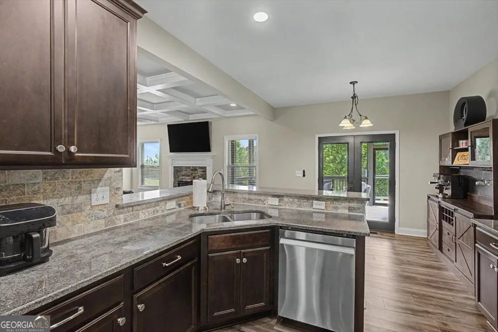 120 Cobblestone TRL Dallas, GA 30132
