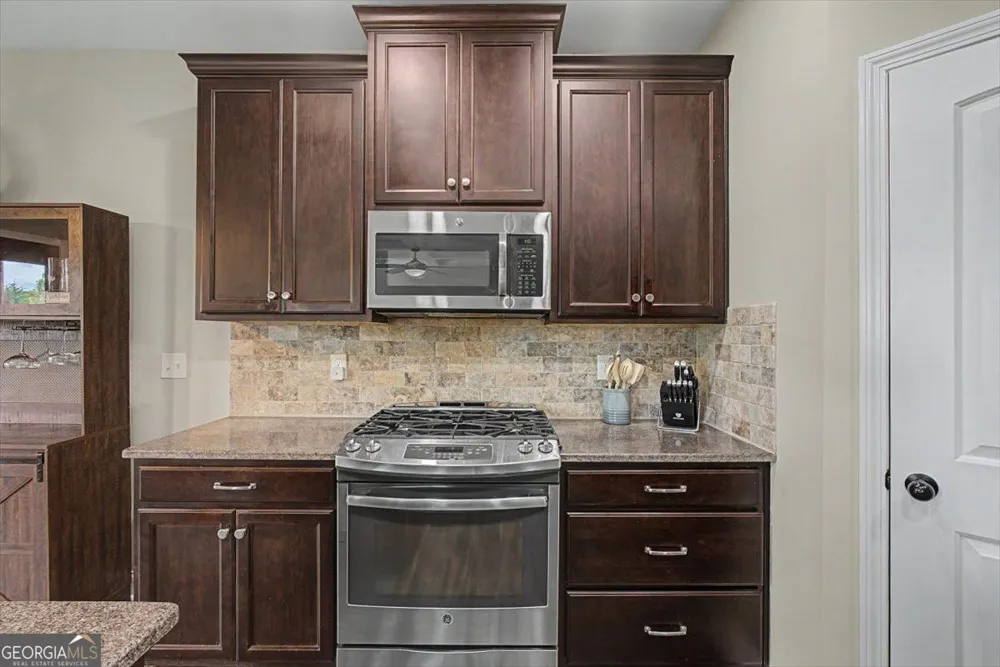 120 Cobblestone TRL Dallas, GA 30132