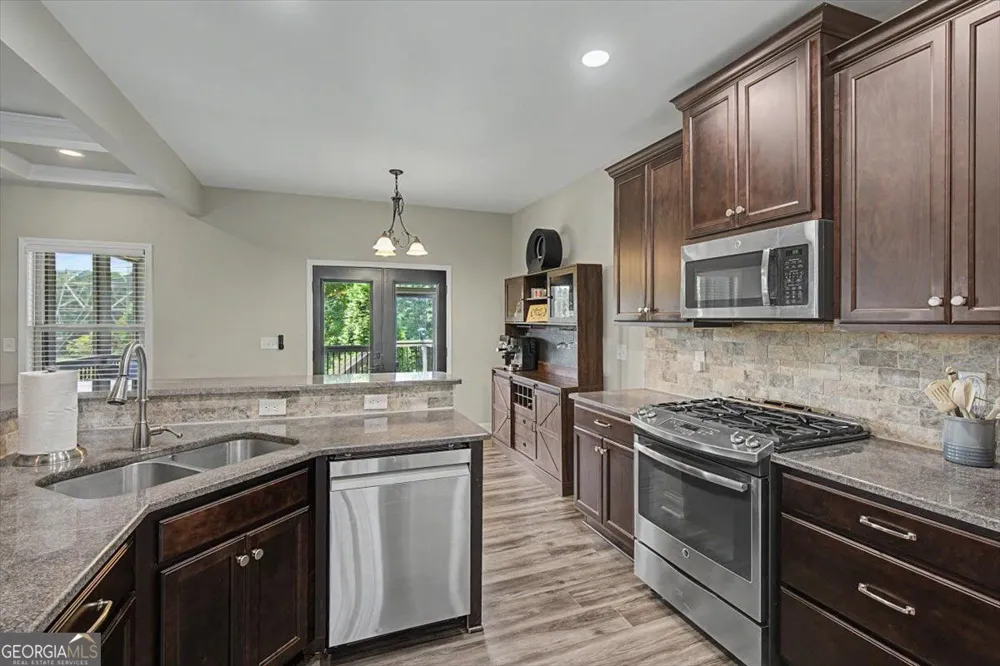 120 Cobblestone TRL Dallas, GA 30132