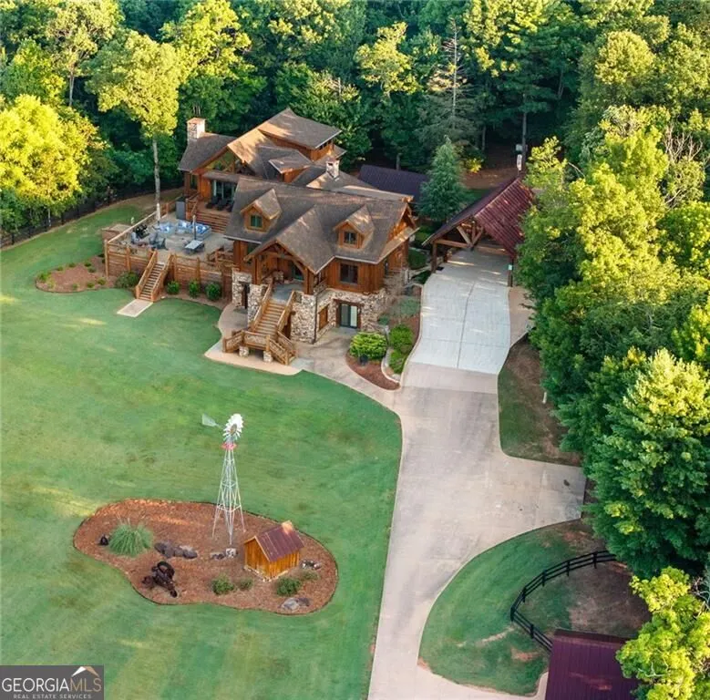 3049 Tray Mountain RD Sautee Nacoochee, GA 30157