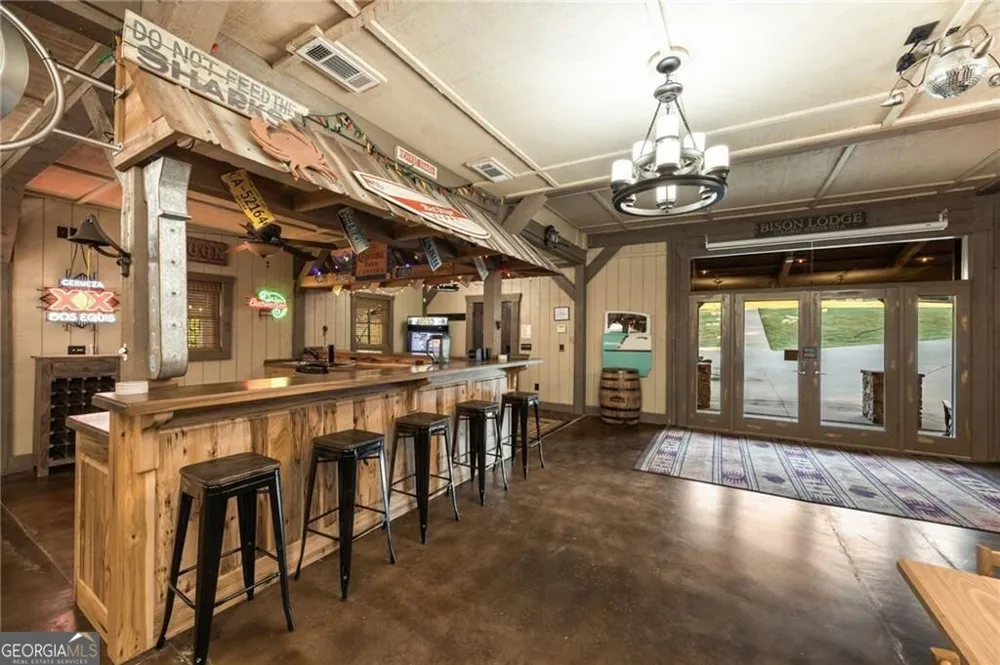 3049 Tray Mountain RD Sautee Nacoochee, GA 30157