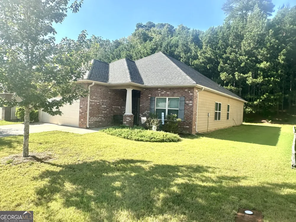 864 Crescent Ln Griffin, GA 30224