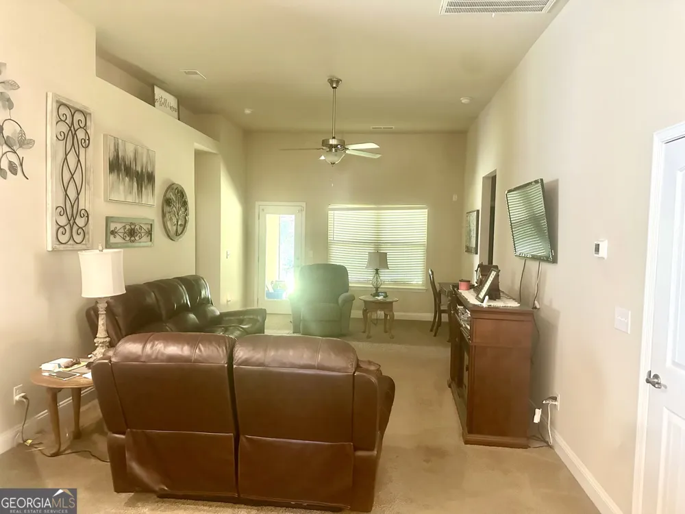 864 Crescent Ln Griffin, GA 30224