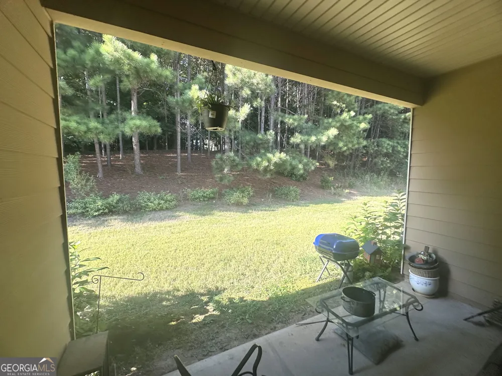 864 Crescent Ln Griffin, GA 30224