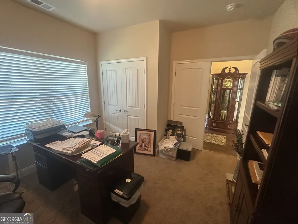 864 Crescent Ln Griffin, GA 30224