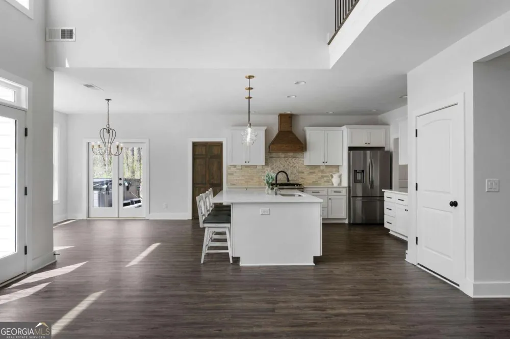401 Blossom TRL Acworth, GA 30101