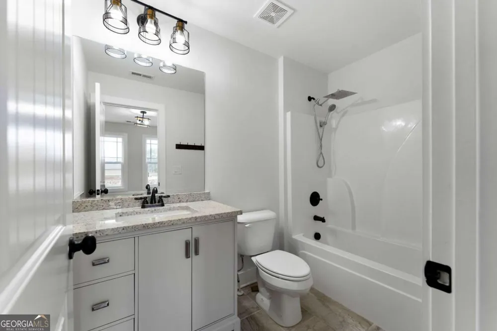 401 Blossom TRL Acworth, GA 30101