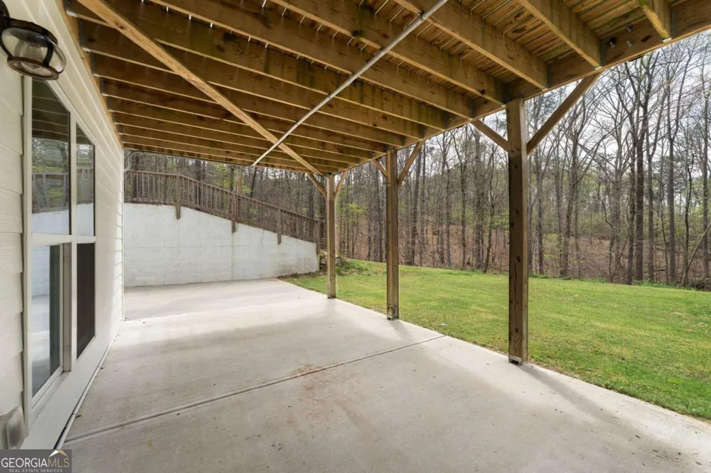 401 Blossom TRL Acworth, GA 30101