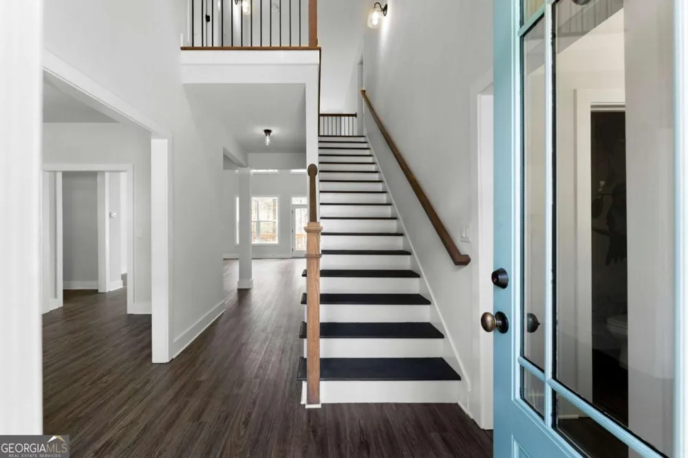 401 Blossom TRL Acworth, GA 30101