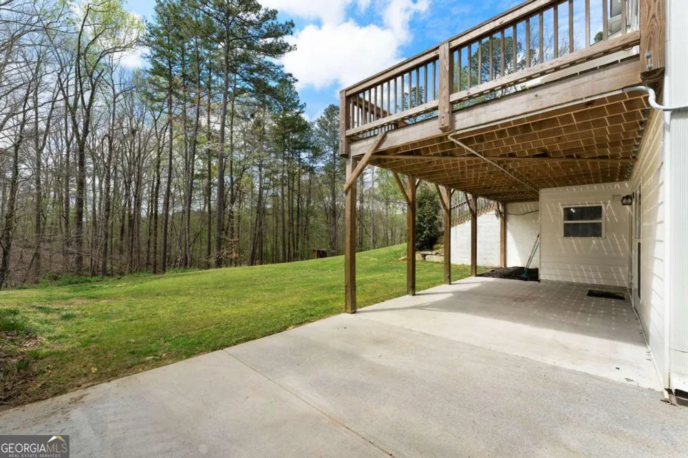 401 Blossom TRL Acworth, GA 30101