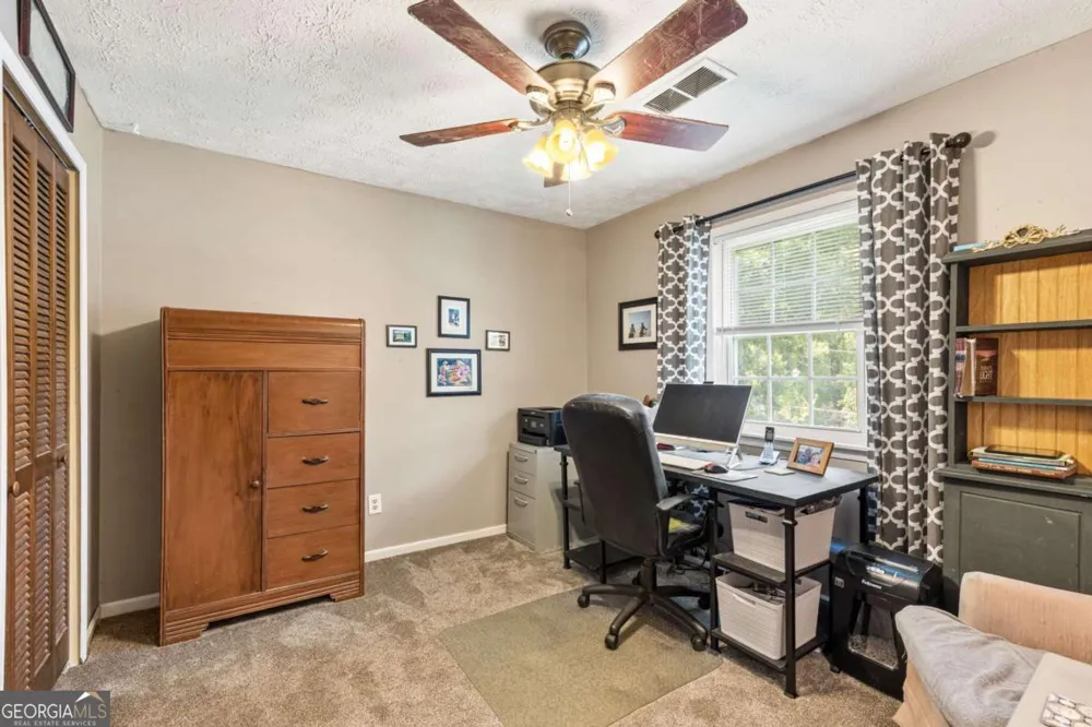 3266 SW Alcazar DR SW Lilburn, GA 30047