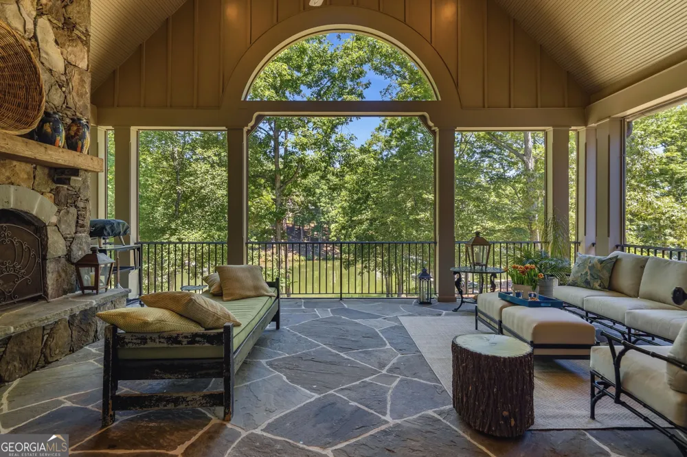1000 Brickyard LN Greensboro, GA 30642