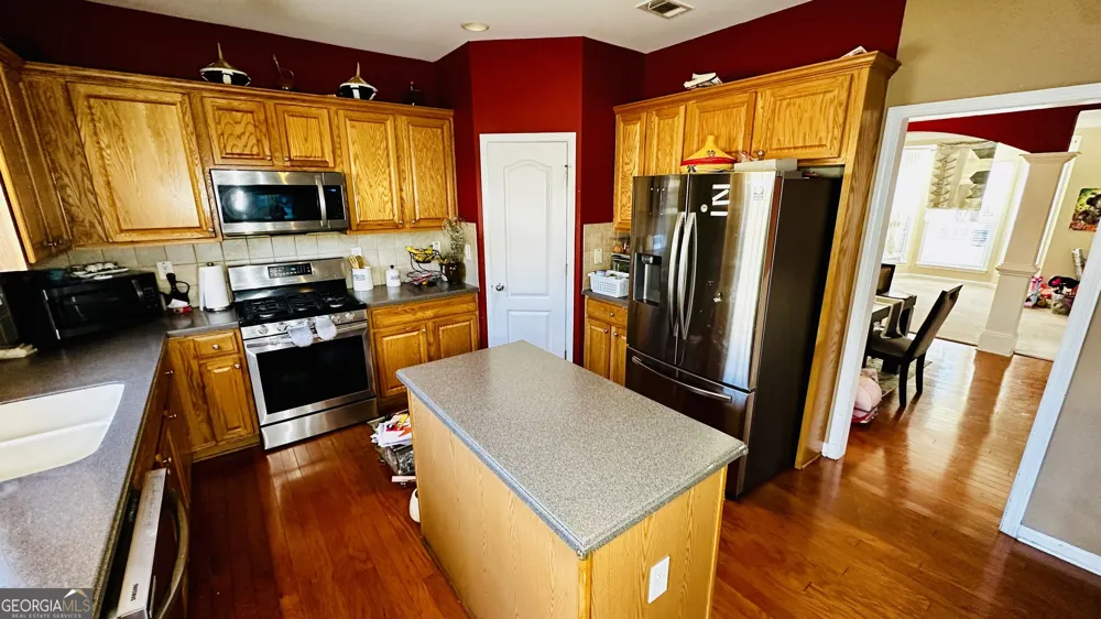 3301 Kessock Ridge TRL Snellville, GA 30039