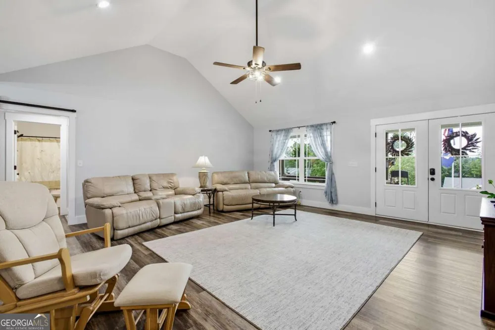 287 Bell LOOP Chatsworth, GA 30705