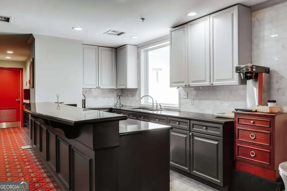 250 Broad ST Athens, GA 30601