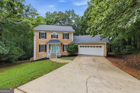 208 Foxdale CT