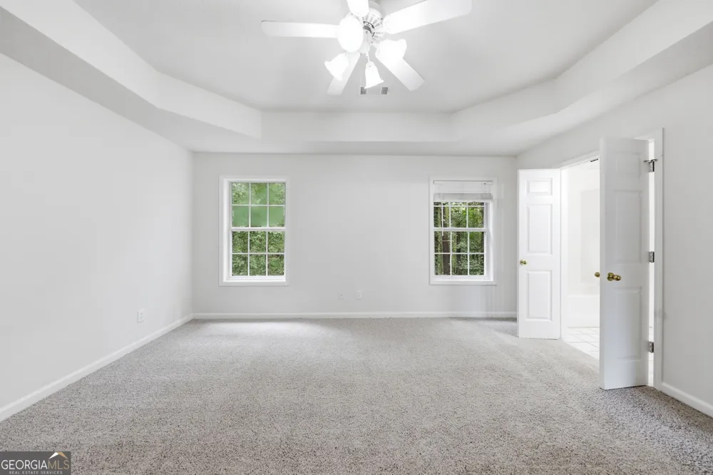 208 Foxdale CT LaGrange, GA 30240