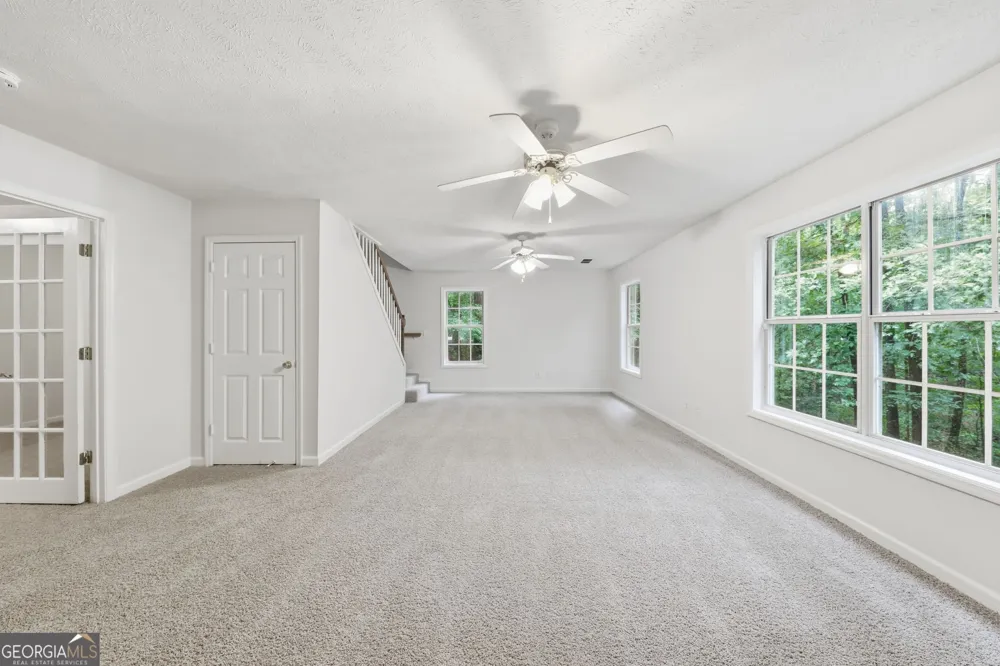208 Foxdale CT LaGrange, GA 30240