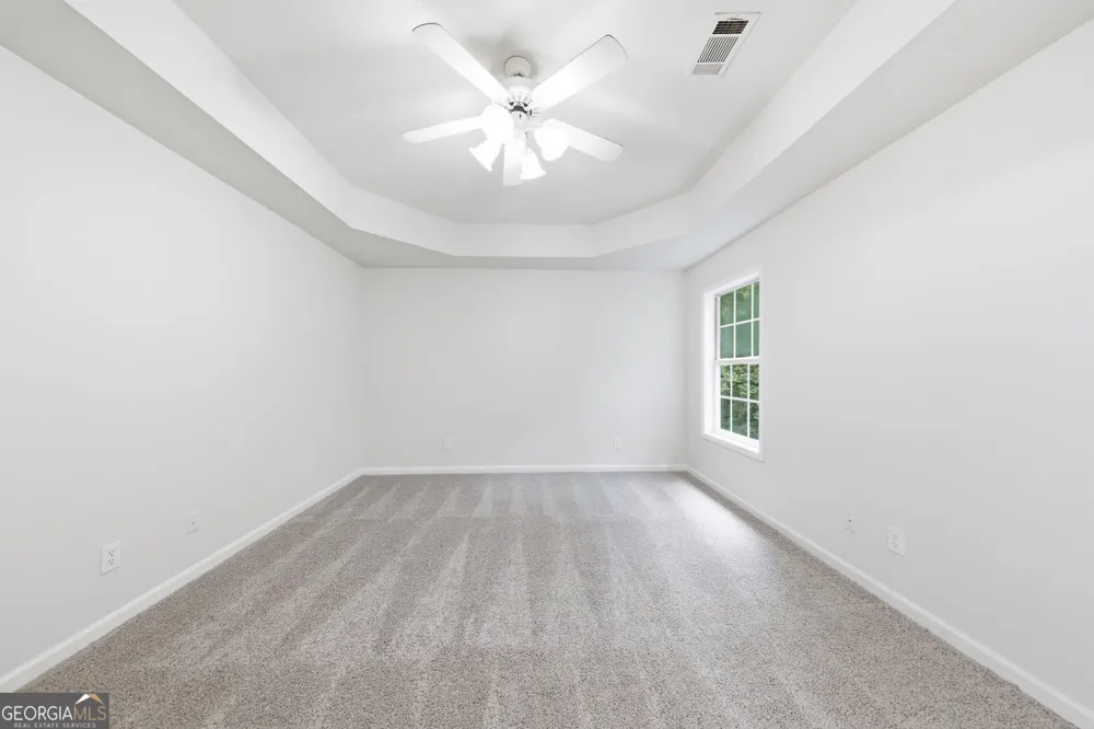 208 Foxdale CT LaGrange, GA 30240