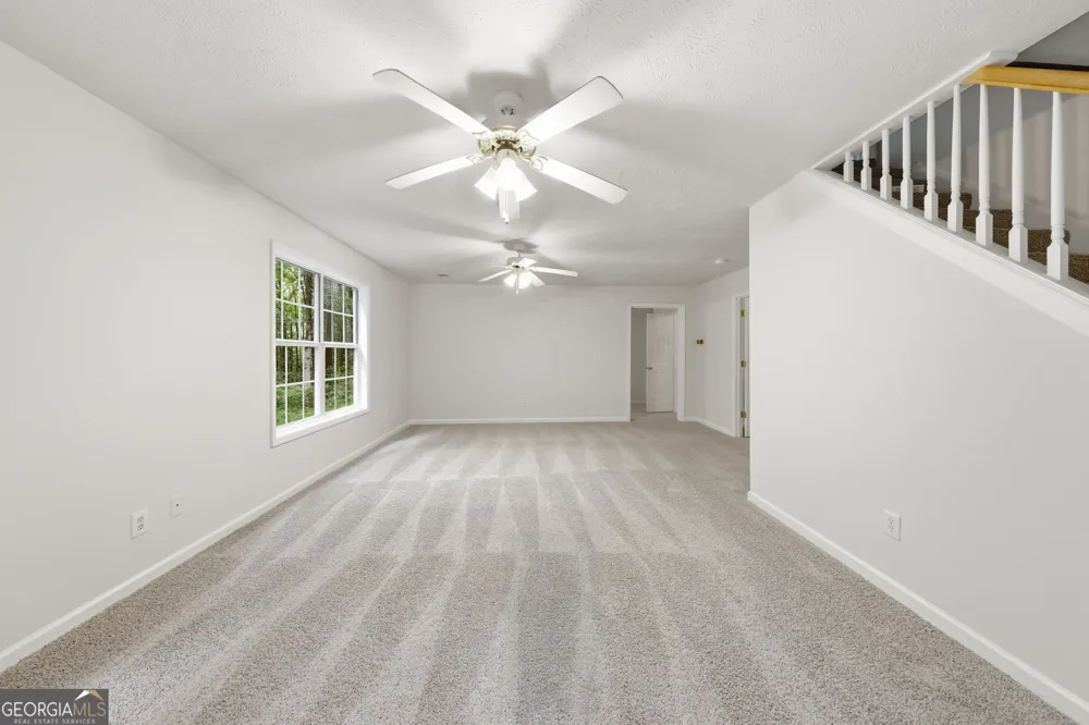 208 Foxdale CT LaGrange, GA 30240