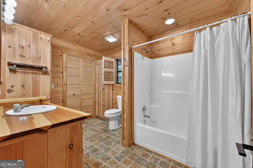 214 Ethan Wilson WAY Morganton, GA 30560